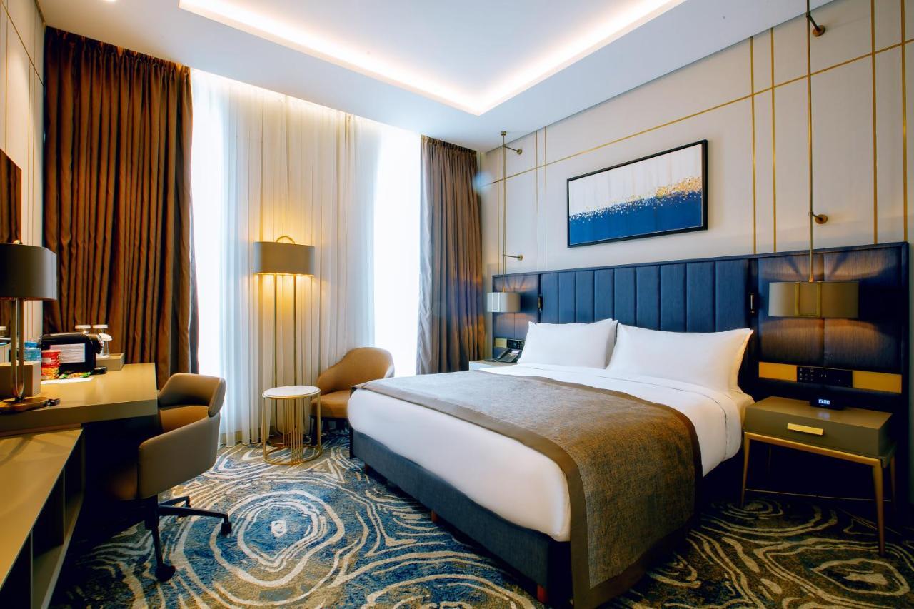 Intercontinental Baku By Ihg Hotel Exterior photo Deluxe room