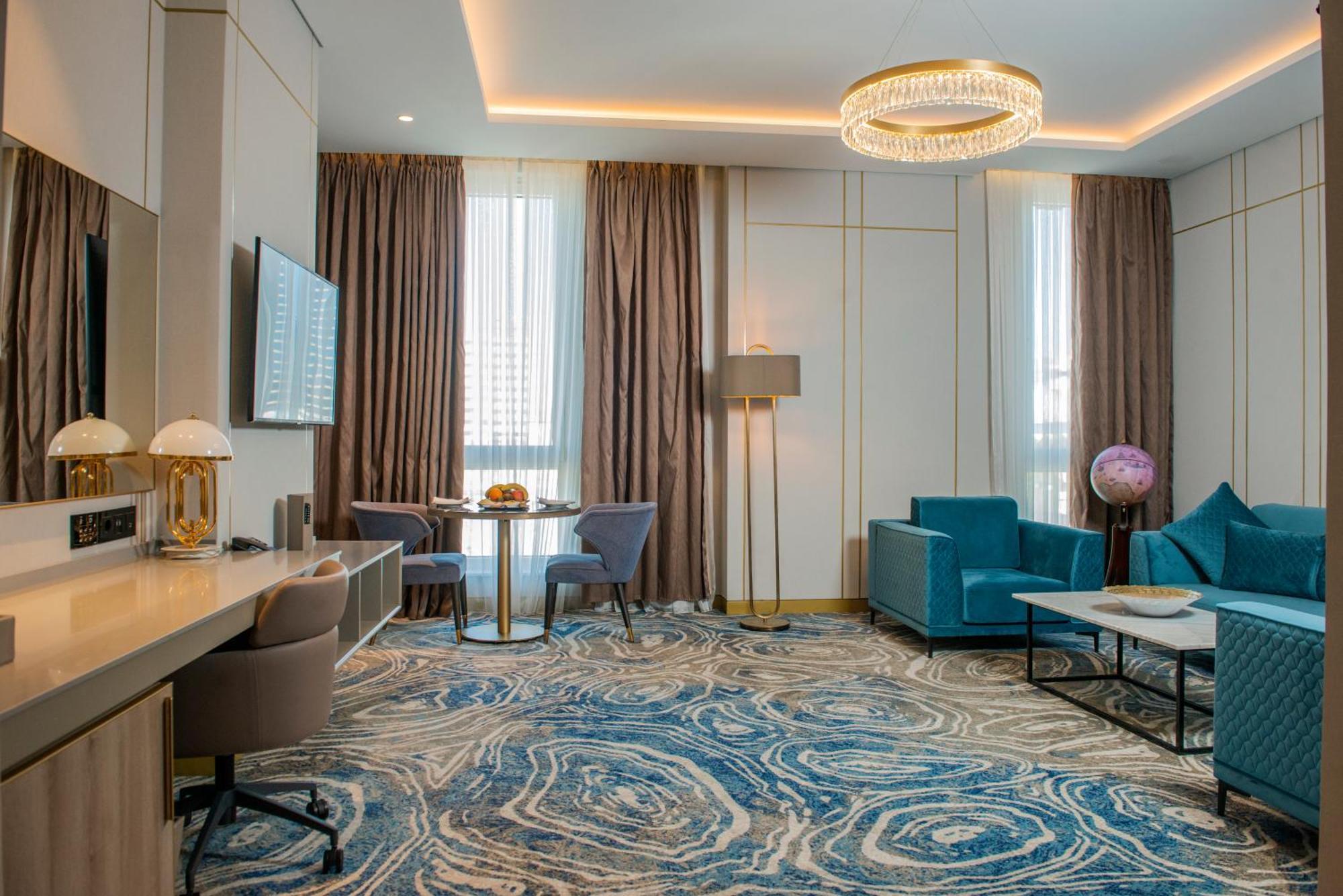 Intercontinental Baku By Ihg Hotel Exterior photo Suite