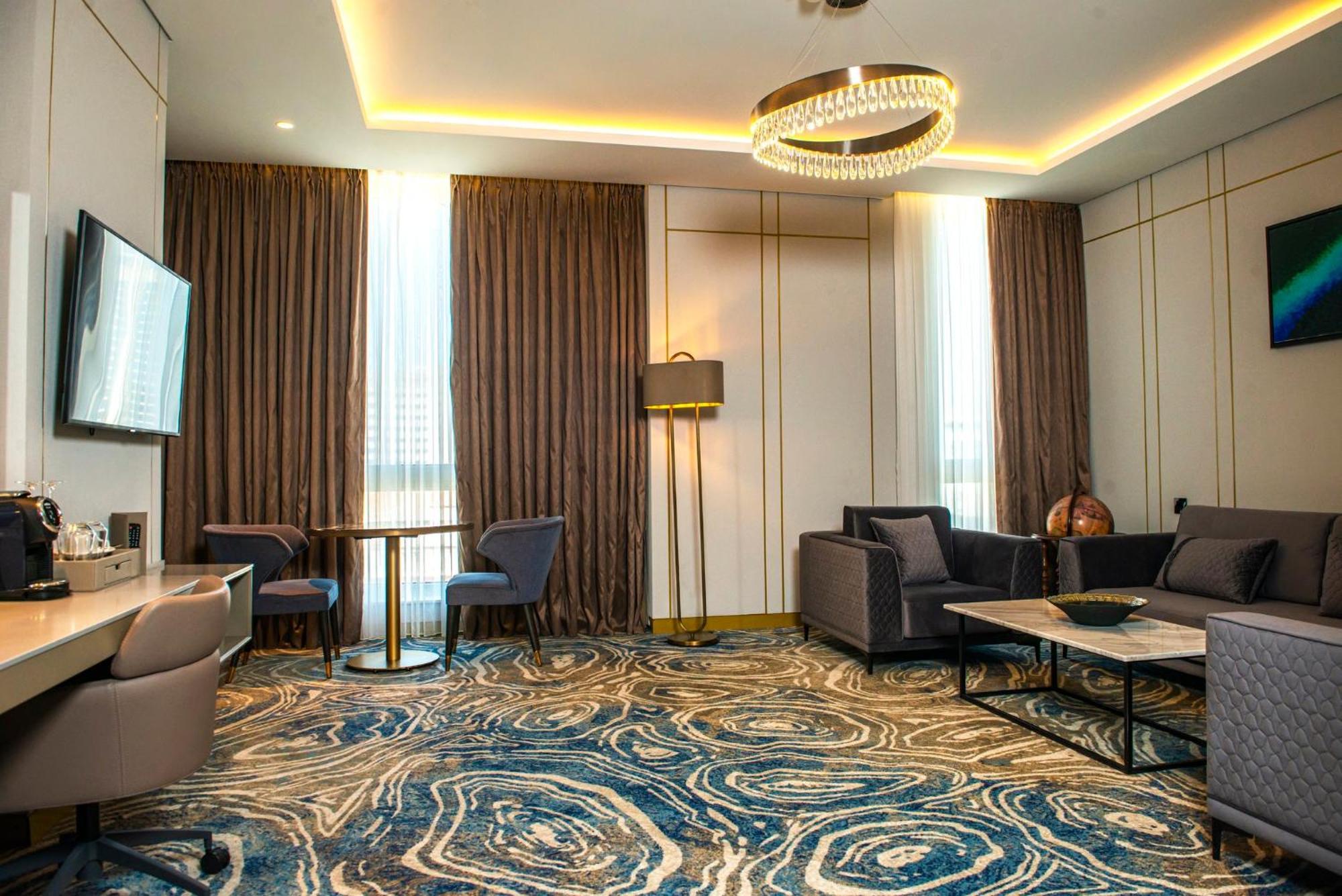 Intercontinental Baku By Ihg Hotel Exterior photo Suite room at the hotel